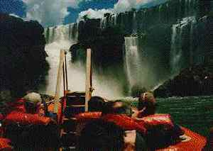 Водопад Игуасу - на лодках